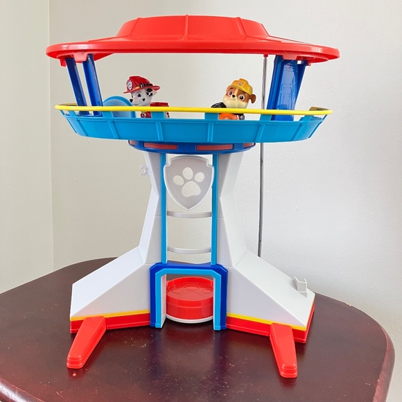 PAW PATROL Lookout Playset with Marshall & Rubble Action Figures - Picture 1 of 16